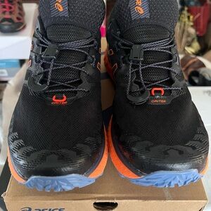 ASICS TRABUCA MAX Black and Orange Running Shoes